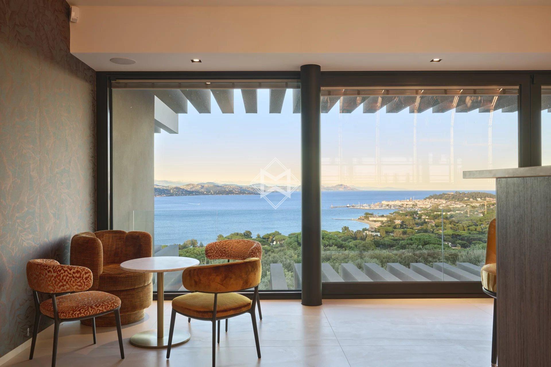Sale Villa Gassin - 5 Bedrooms - Sea view - Panoramic sea view . Ref 83330