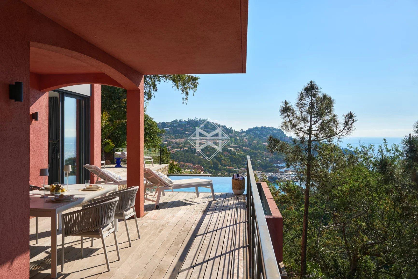 rent-villa-th-oule-sur-mer-3-bedrooms-sea-view-sea-view-ref-83309l